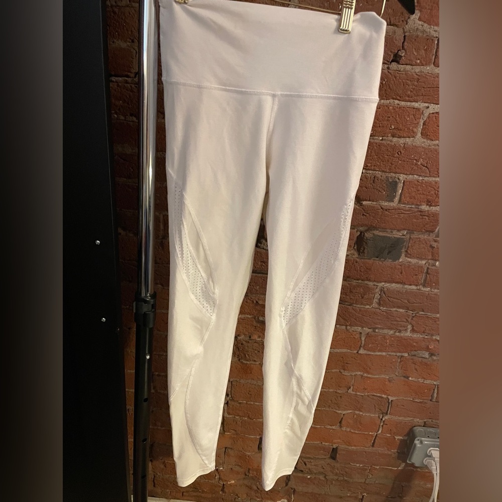 Aerie white leggings